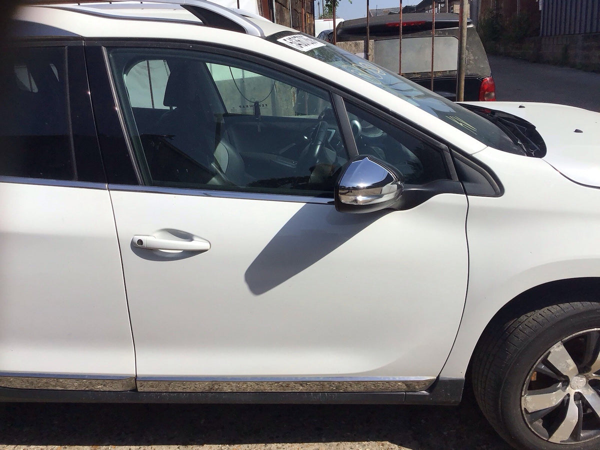 PEUGEOT 2008 MK1 DRIVERS SIDE FRONT DOOR BANQUISE WHITE PAINT CODE EWP 2013 20192