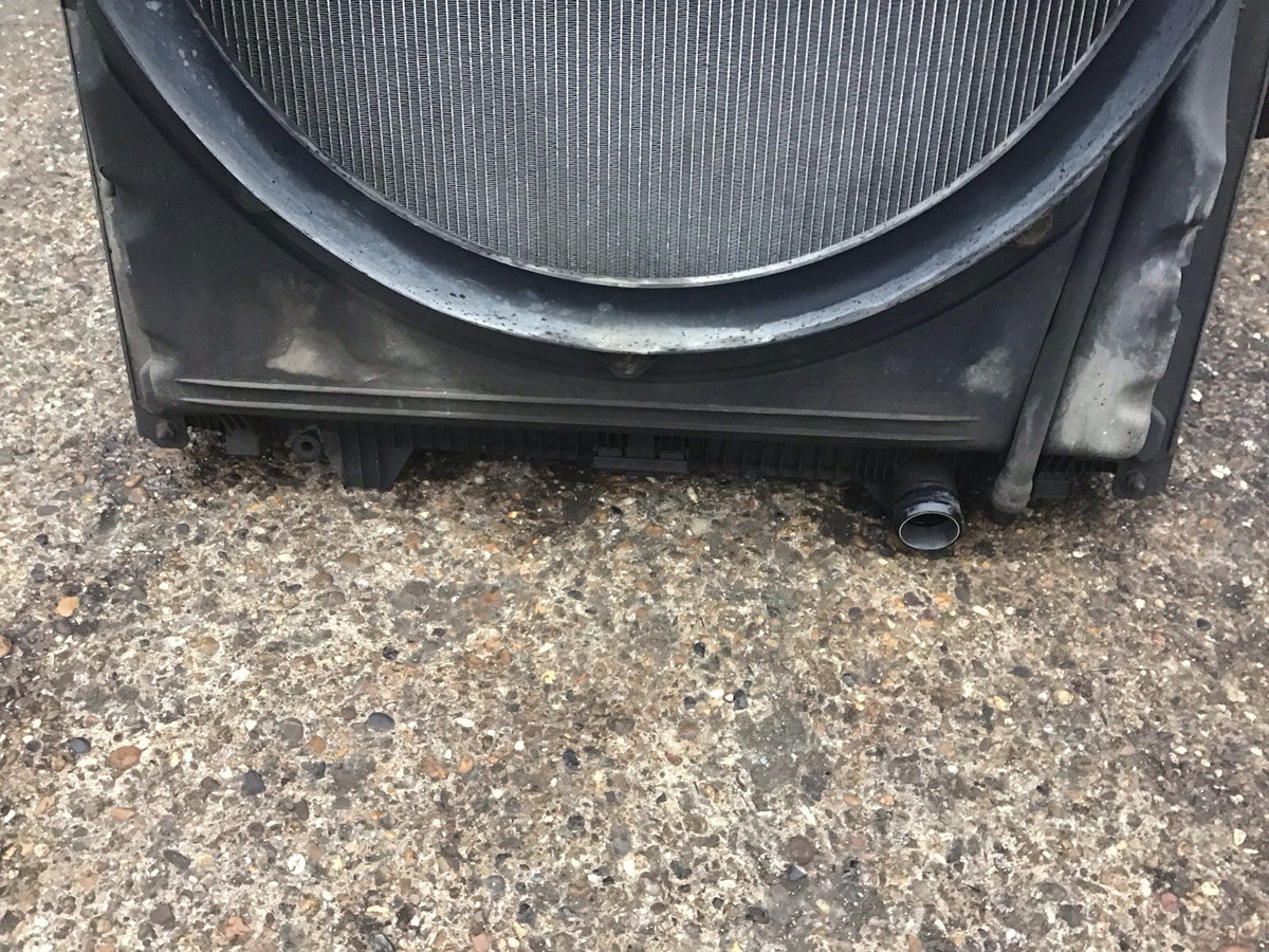 MAN TGX 24.260 RADIATOR ENGINE COOLANT RADIATOR  81.06100 6875 2015 20208