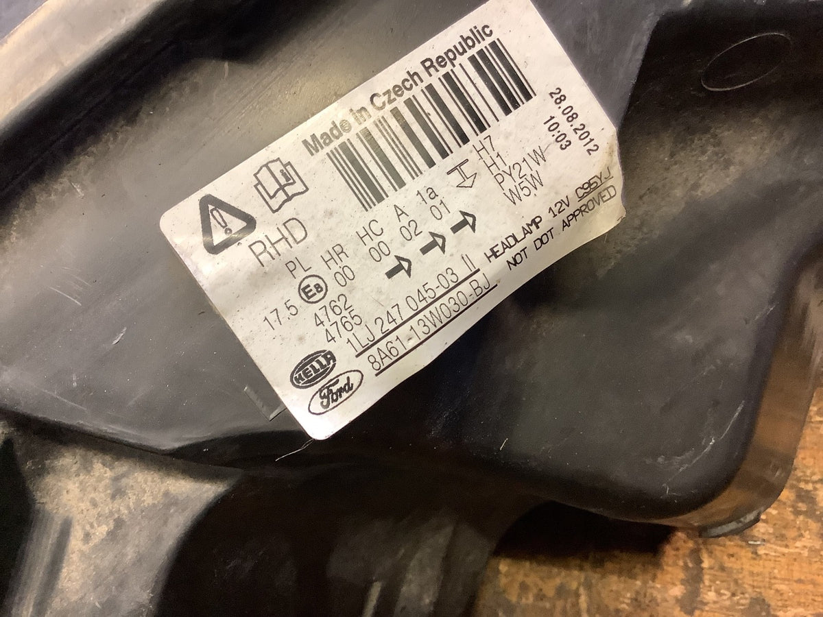 FORD FIESTA MK7 PASSENGER'S SIDE N/S HEADLIGHT 8A61 13W030 BJ 2009 20123