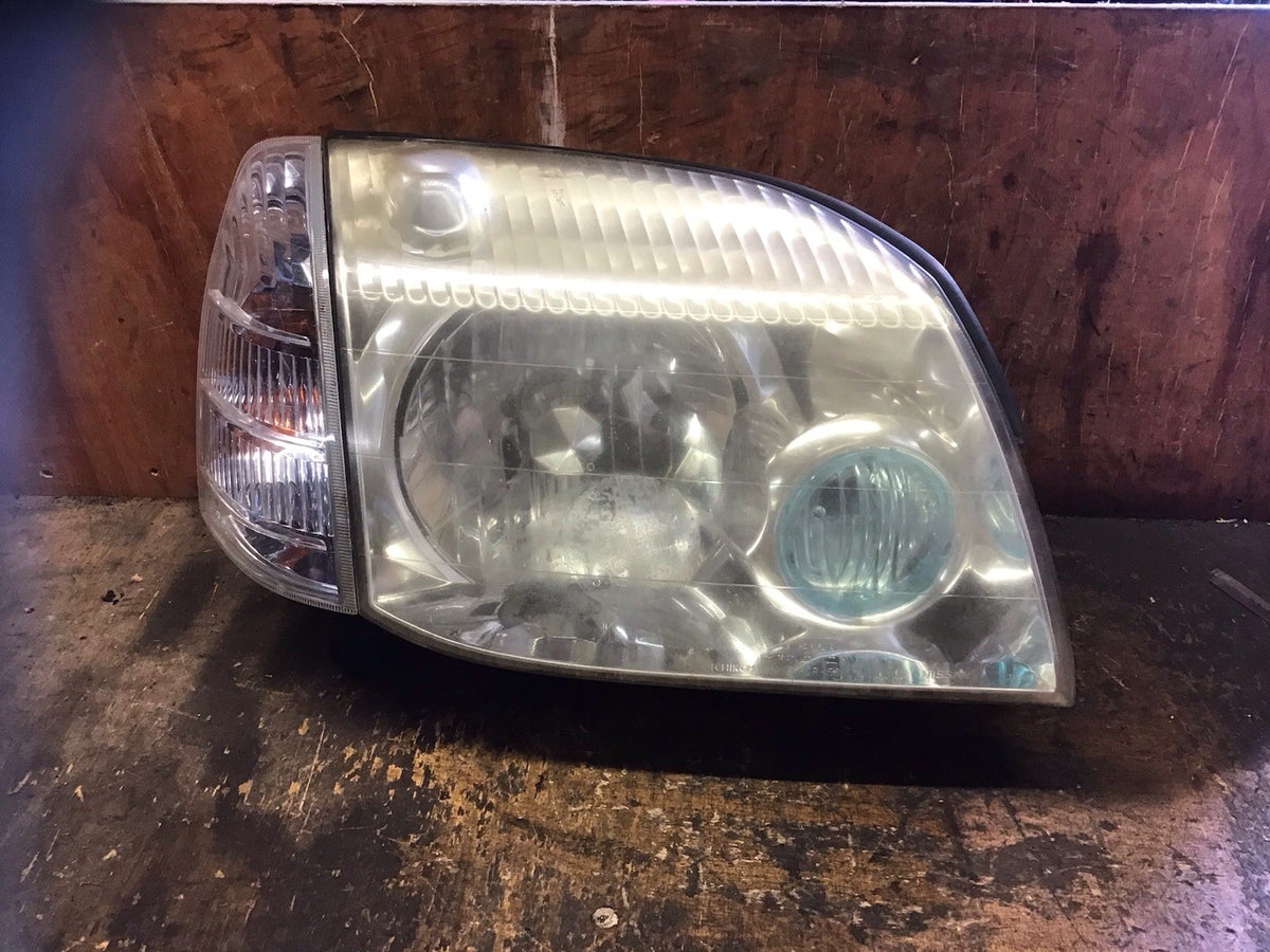 NISSAN Z TRIAL MK1 DRIVER'S SIDE O/S HEADLIGHT 2002 20072