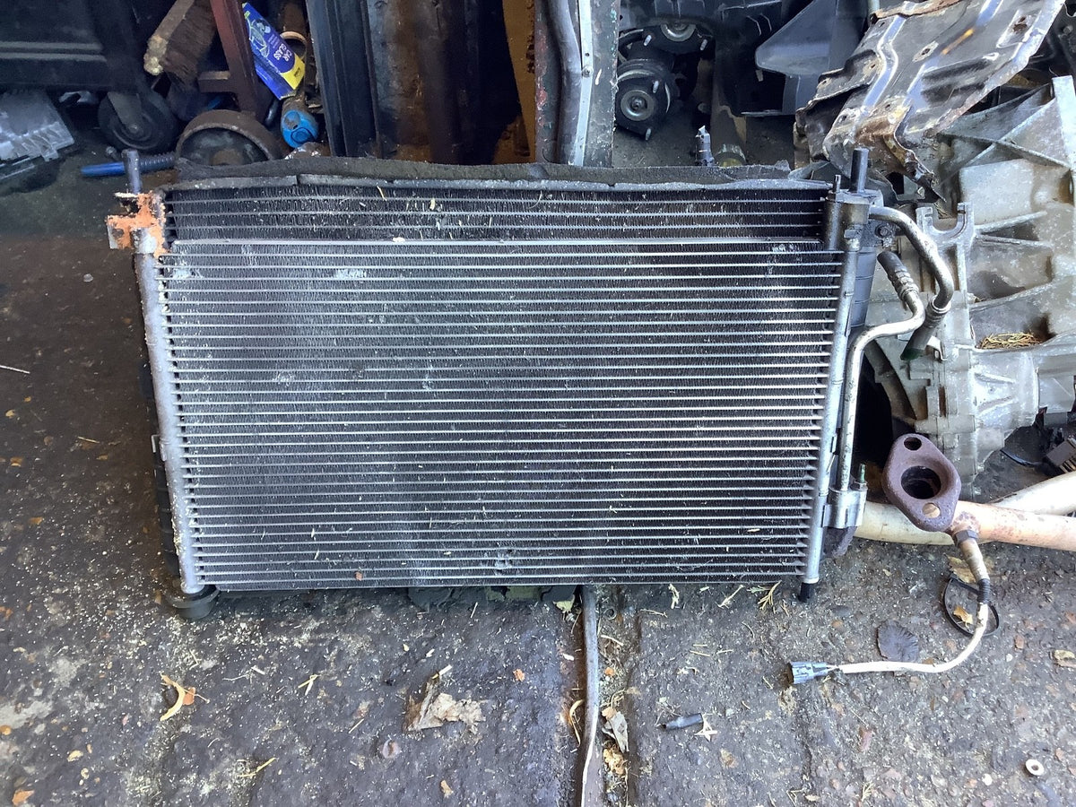 FORD MONDEO MK3 2.0 PETROL AUTO RADIATOR PACK COOLANT RAD 1S7H 8005 AD 01 20085
