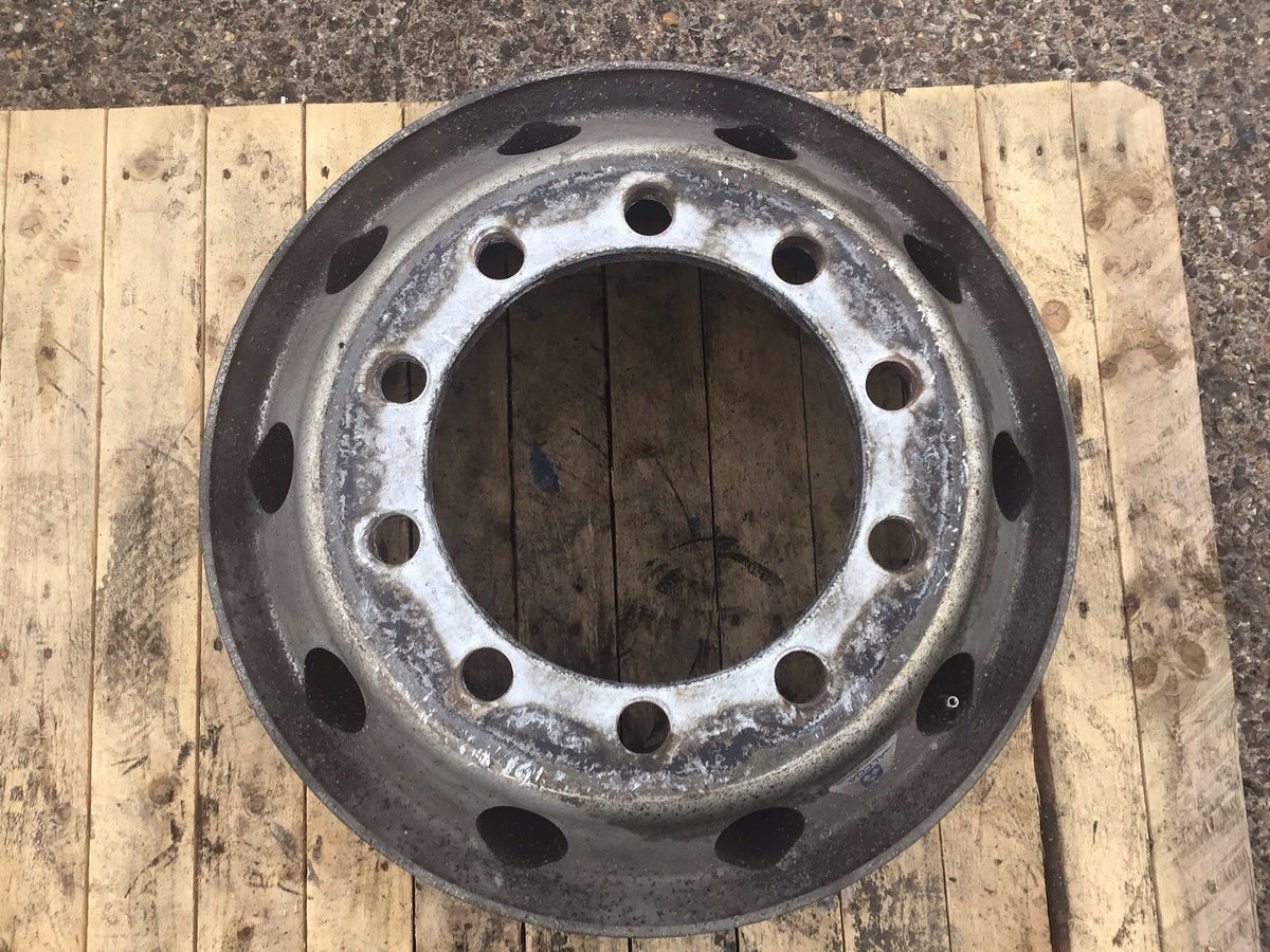 ALCOA 22.5 ALLOY WHEEL 32MM HOLE5