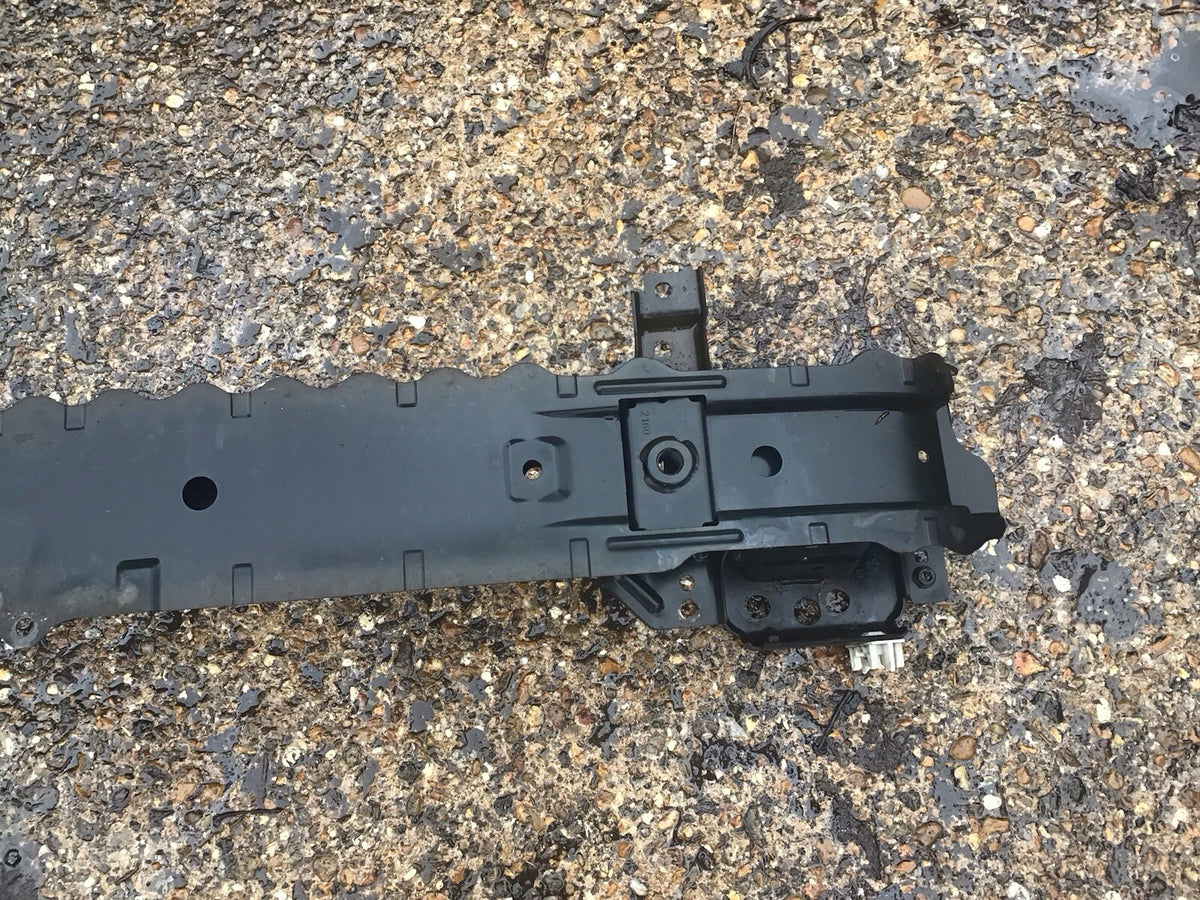 FORD FIESTA MK7 FRONT CRASH BAR BUMPER SUPPORT BAR 8V51 17K876 BG 2009 20126