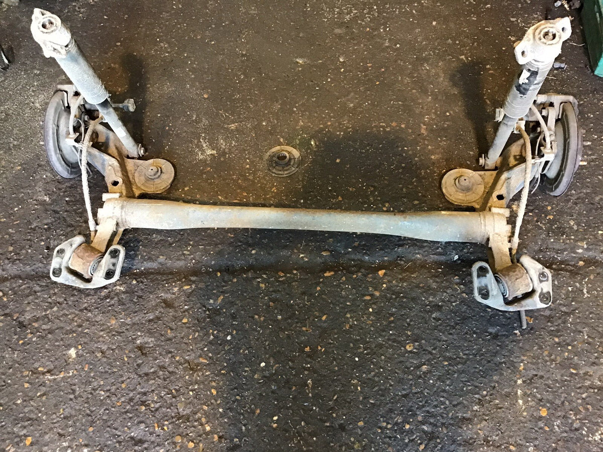 VAUXALL ASTRA J 1.6 PETROL REAR AXLE DISC BRAKES WITH ABS 2010 20152
