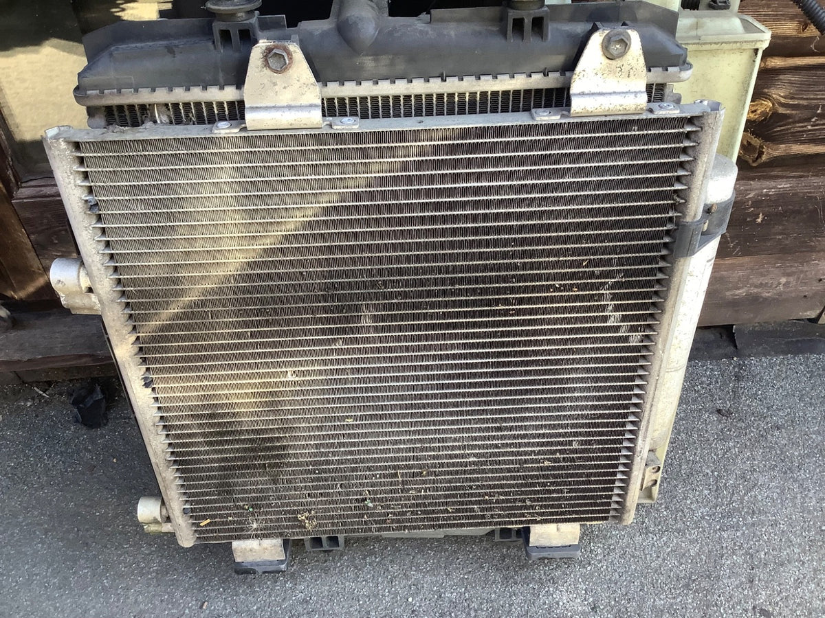 PEUGEOT 107 1.0 PETROL RADIATOR RAD PACK 16360 0Q020 00 2005 20143