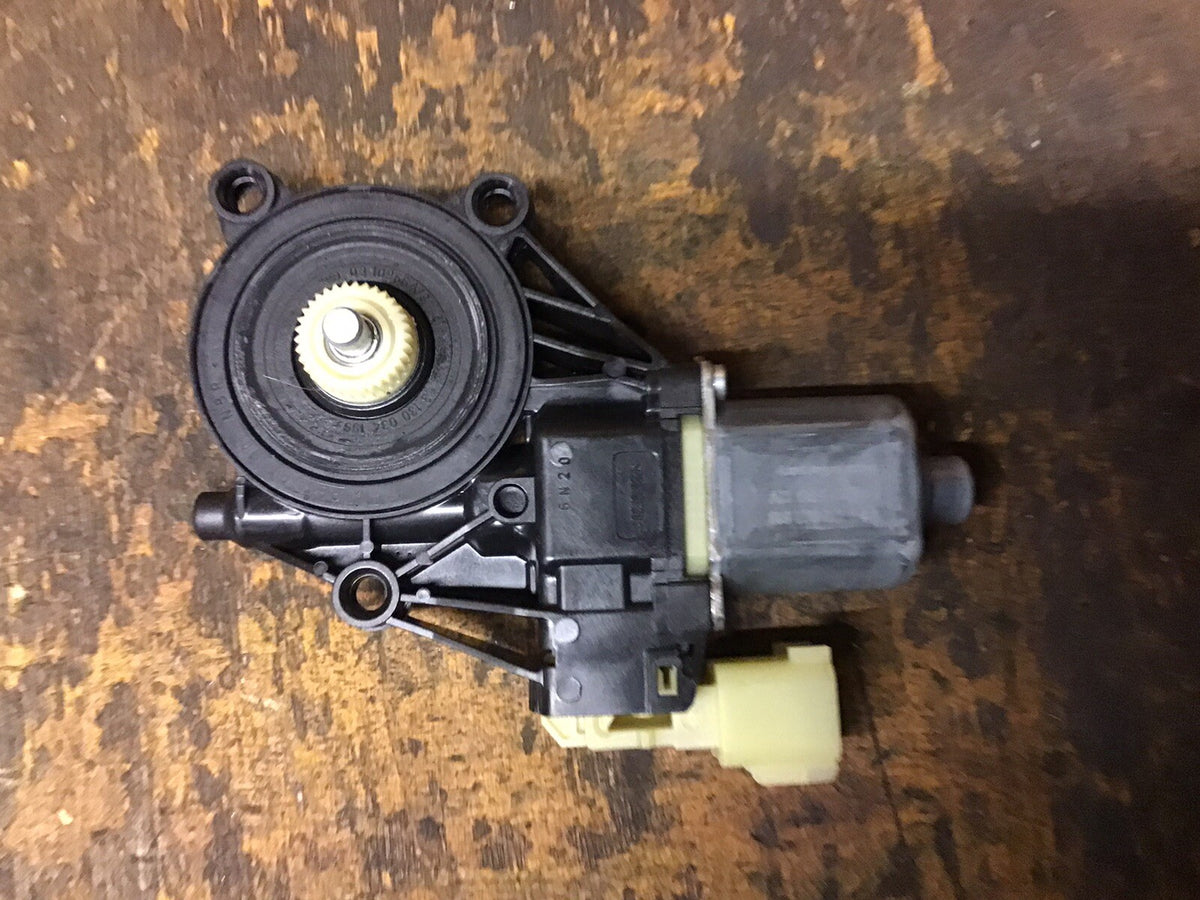 FORD FIESTA MK7.5 WINDOW MOTOR 8A61 14A389 B PASSENGER SIDE 3 DOOR 2013 201710