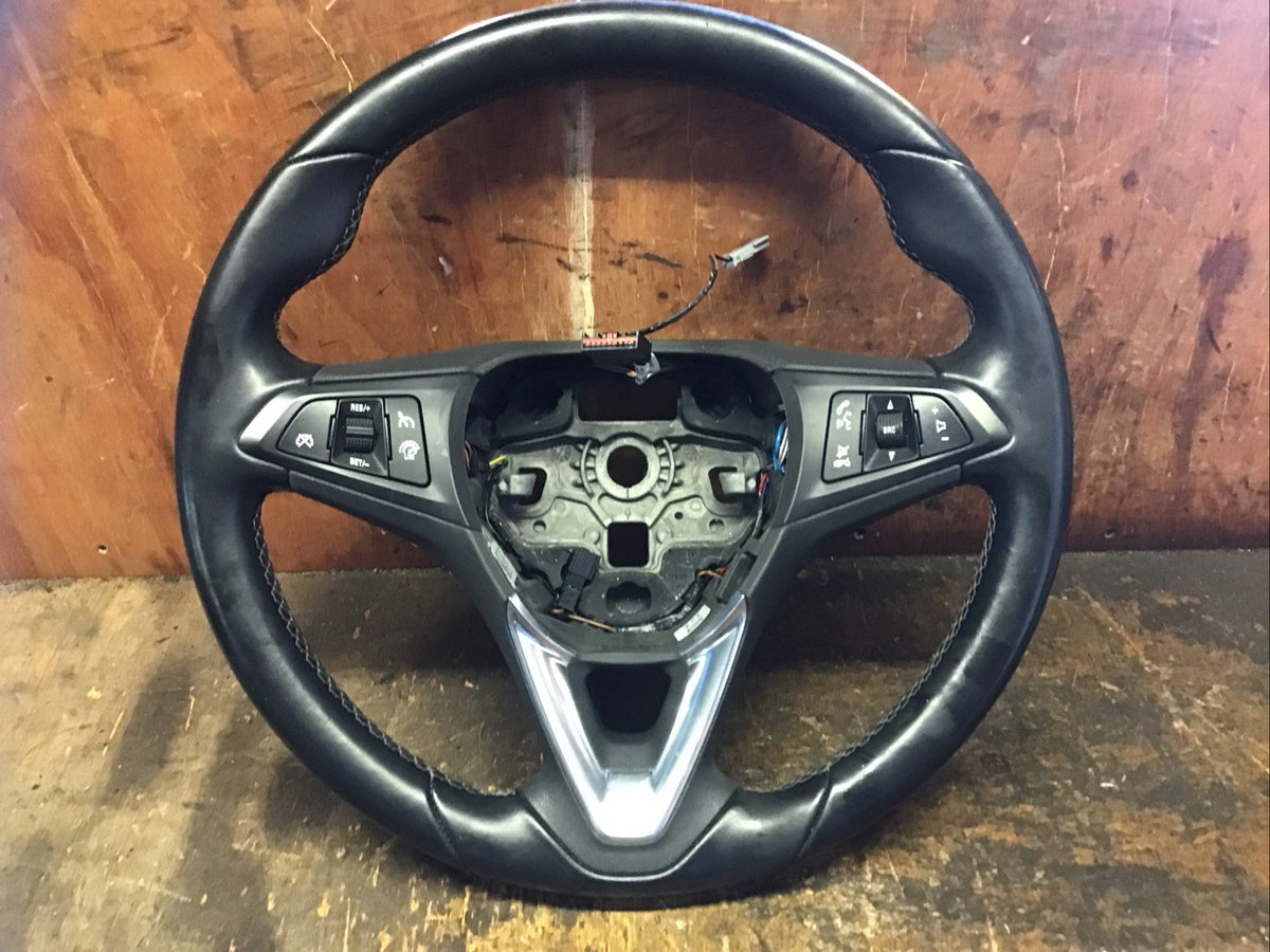 VAUXHALL CORSA E DRIVER'S STEERING WHEEL LEATHER 39035999 2015 20193