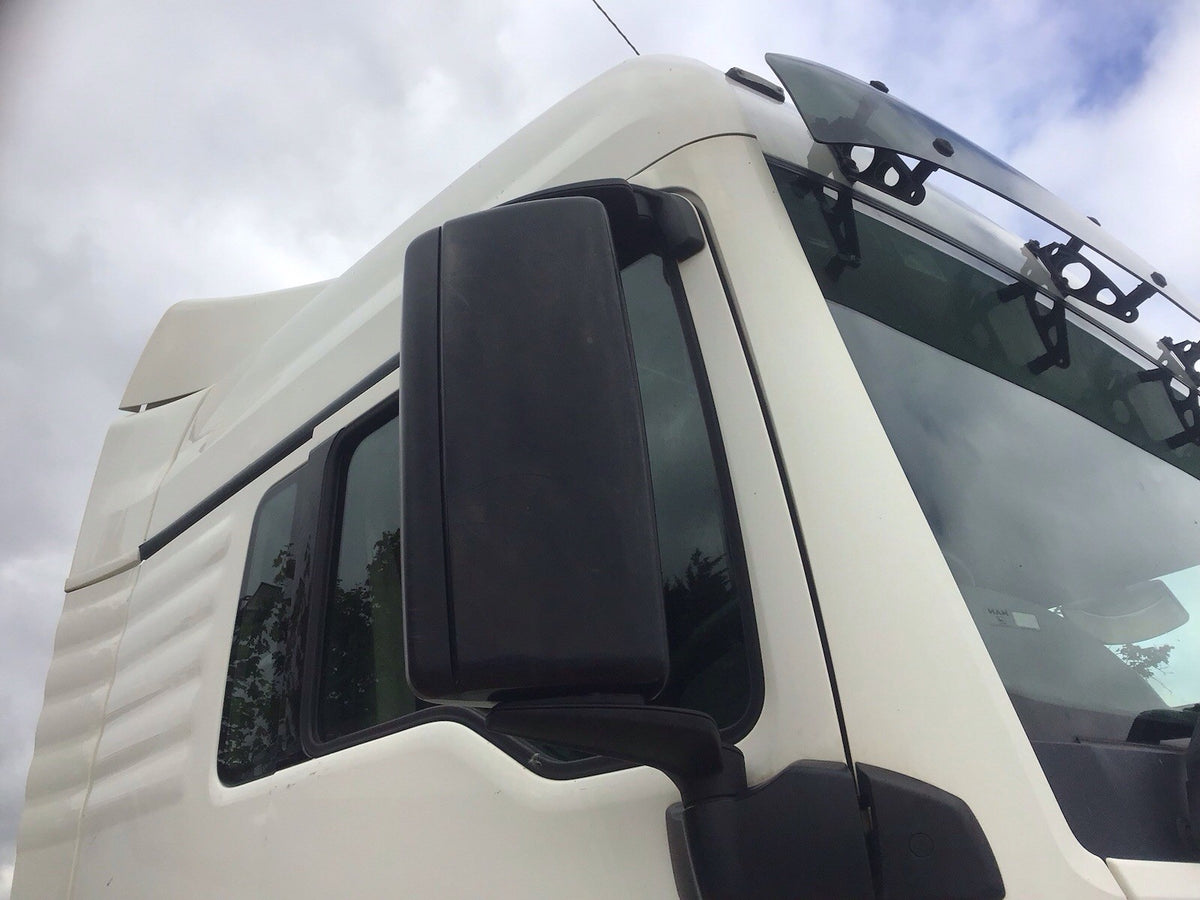 MAN TGX 24.460 DRIVER SIDE O/S DOOR MIRROR 2016 20190