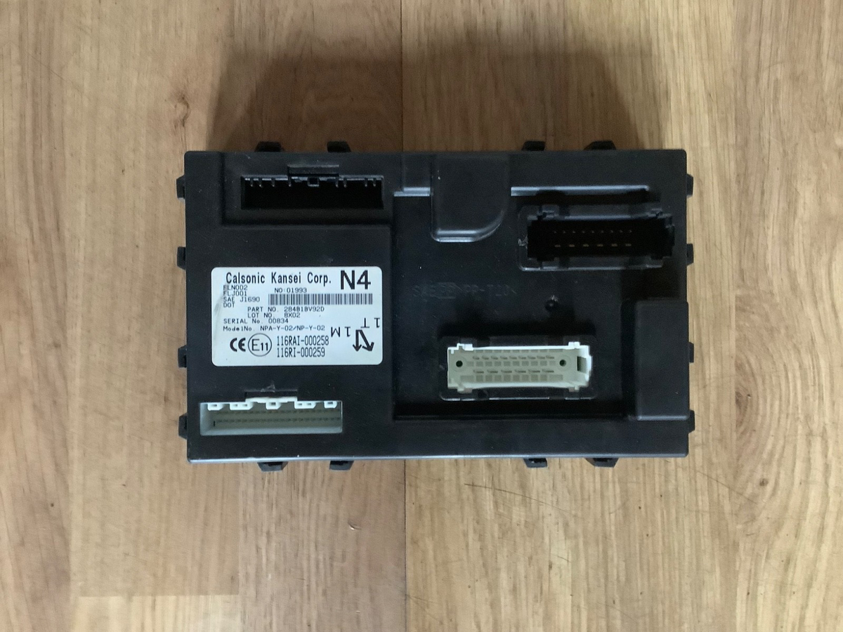 NISSAN JUKE 1.6 PETROL AUTOMATIC ENGINE ECU KIT NEC999 070 2014 201813
