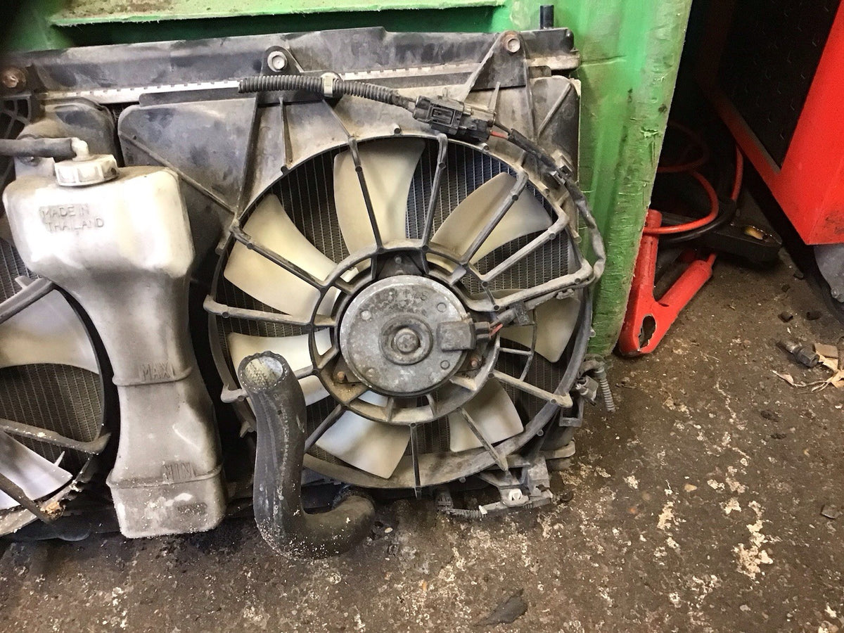 HONDA JAZZ MK3 1.4 PETROL MANUAL RADIATOR FAN COWLING 2009 20134