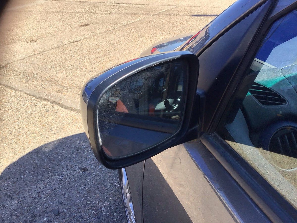 HYUNDAI i10 MK1 PASSENGER'S SIDE N/S DOOR MIRROR  OYSTER GREY ML  2008 20114
