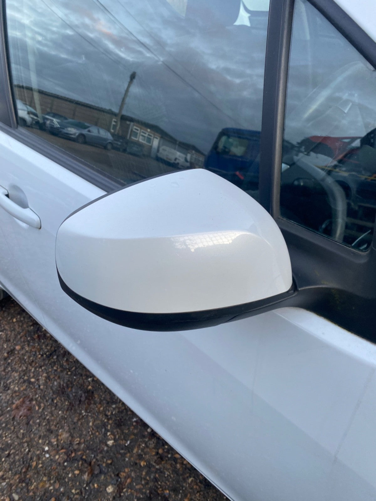 VAUHALL AGILA DRIVER'S SIDE O/S DOOR MIRROR SUGAR WHITE PAINT CODE GHK 2008 20140