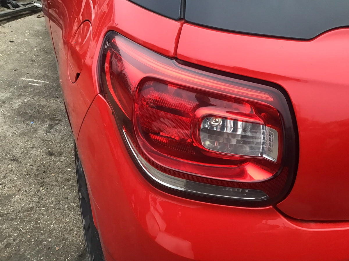 CITROEN DS3 PASSENGER'S SIDE N/S REAR LIGHT 9683116380 2010 20151