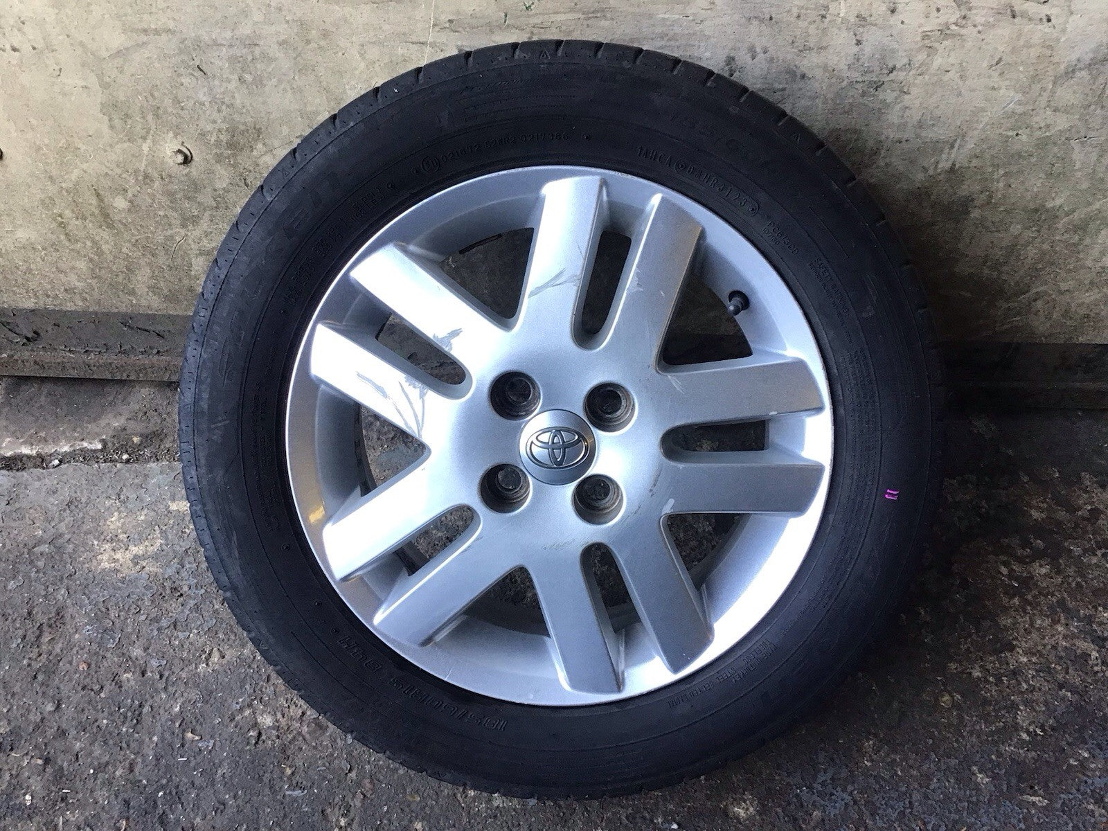 TOYOTA YARIS MK2 ALLOY WHEEL 15'' PZ406 B0675 ZC WITH TYRE 185X60X15 2006 20110
