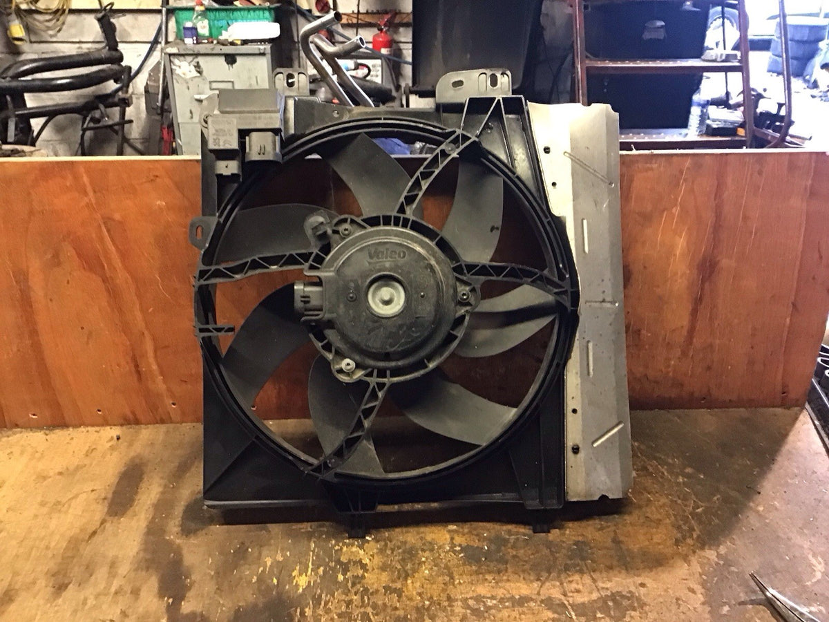 CITROEN C3 MK2 PEUGEOT 207 1.4 1.6 PETROL RADIATOR COOLING FAN 9682902080 10 151