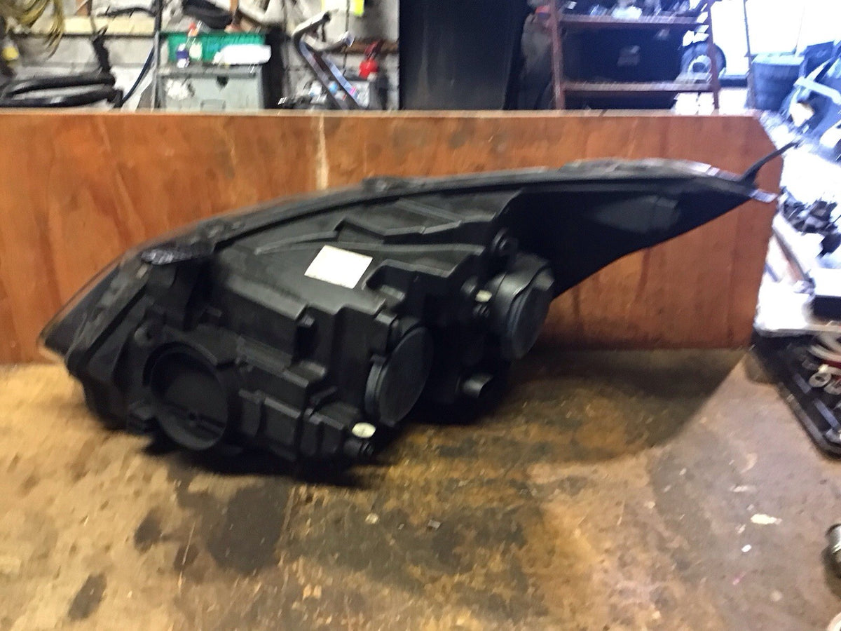 FORD TRANSIT CUSTOM  HEADLIGHT O/S DRIVERS SIDE BK21 13W029 AJ  2012 20187