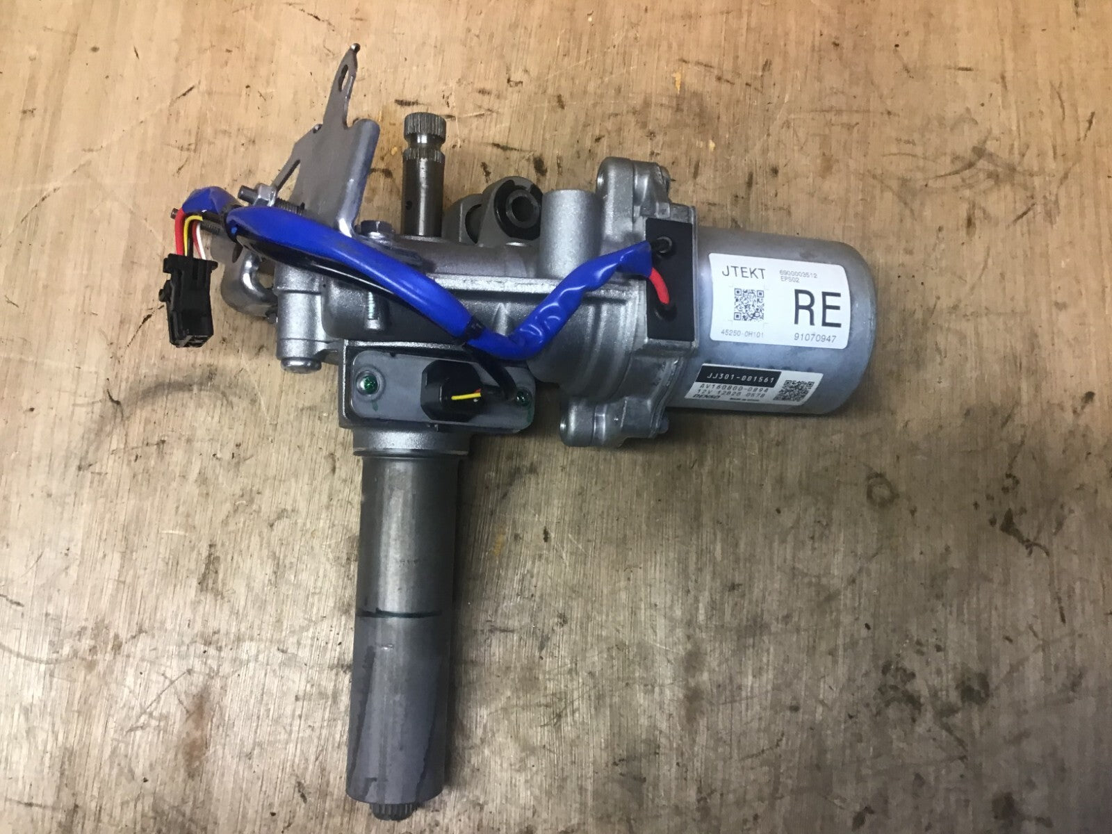 PEUGEOT 108 / TOYOTA AYGO ELECTRIC POWER STEERING COLUMN JJ301 001561 2014 20201
