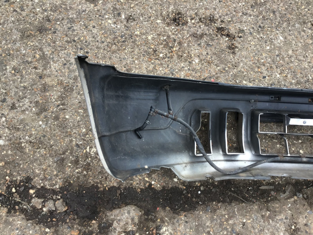 HONDA CR V MK1 FRONT BUMPER IN SILVER 1995 200110