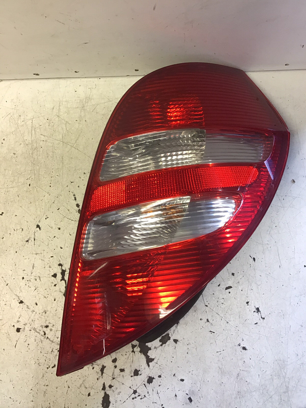 MERCEDES A CLASS W169 DRIVER SIDE O/S REAR LIGHT CLUSTER 2005 20081