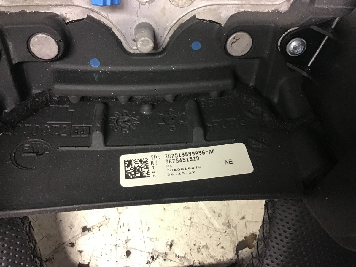 CITROEN DS4 MULTI FUNCTIONAL STEERING WHEEL 96754515ZD  2011 20156