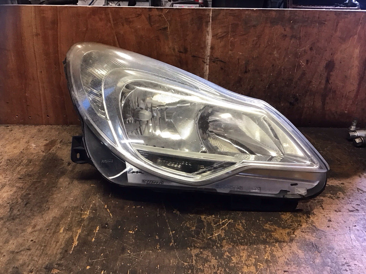 VAUXHALL CORSA D DRIVERS SIDE HEADLIGHT 13432892 2010 20140
