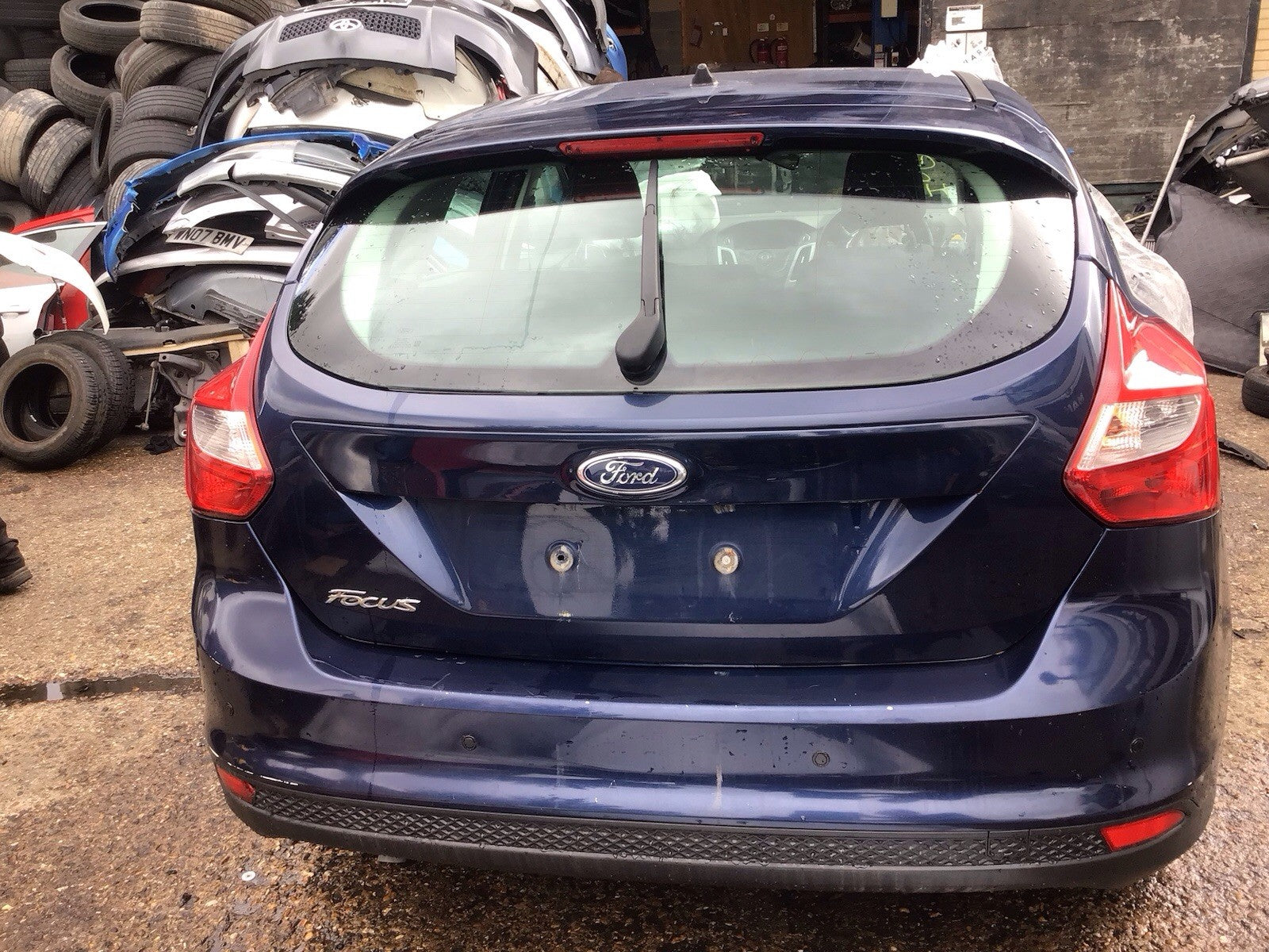 FORD FOCUS MK3 TAILGATE  INK BLUE METALLIC  5 DOOR HATCHBACK 2011 20181