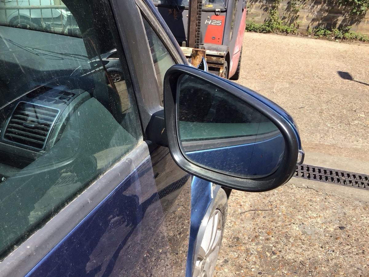 VOLKSWAGEN TOURAN DRIVER'S SIDE O/S DOOR MIRROR PACIFIC BLUE LA5J 2010 20157