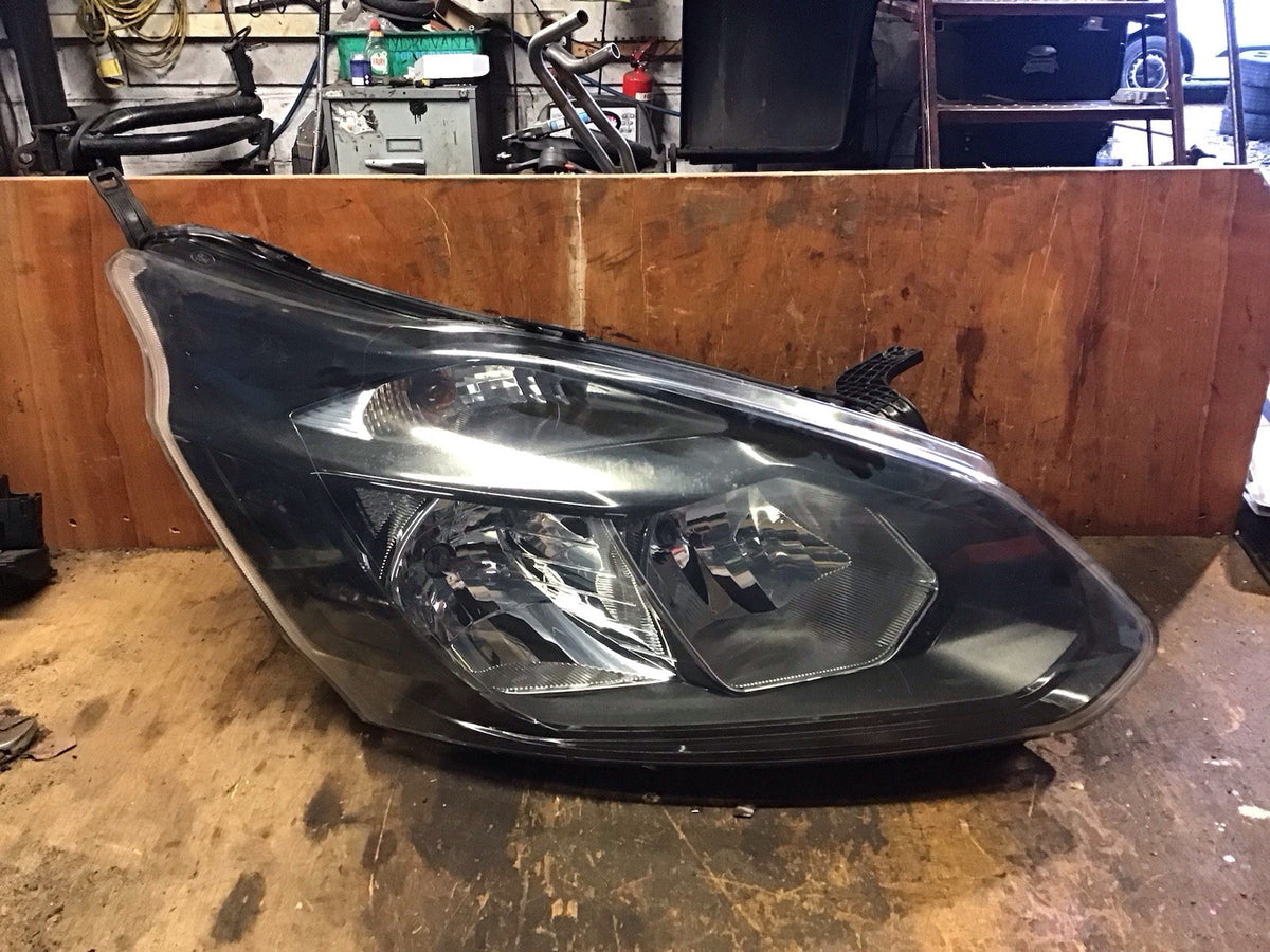 FORD TRANSIT CUSTOM  HEADLIGHT O/S DRIVERS SIDE BK21 13W029 AJ  2012 20182