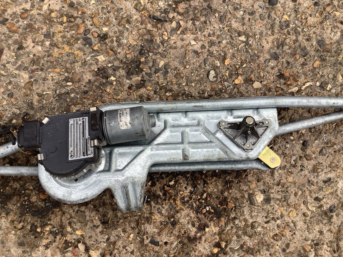 SEAT ALHAMBRA WIPER MOTOR AND LINKAGE 0390241803 2014 20214