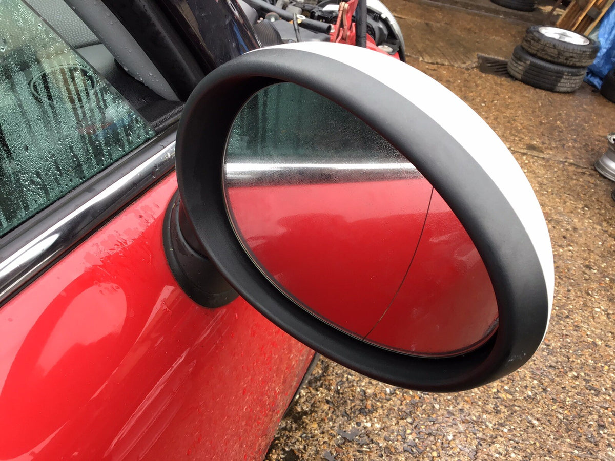 BMW MINI ONE R55 R56 DRIVER'S SIDE O/S DOOR MIRROR WHITE 2006 20102