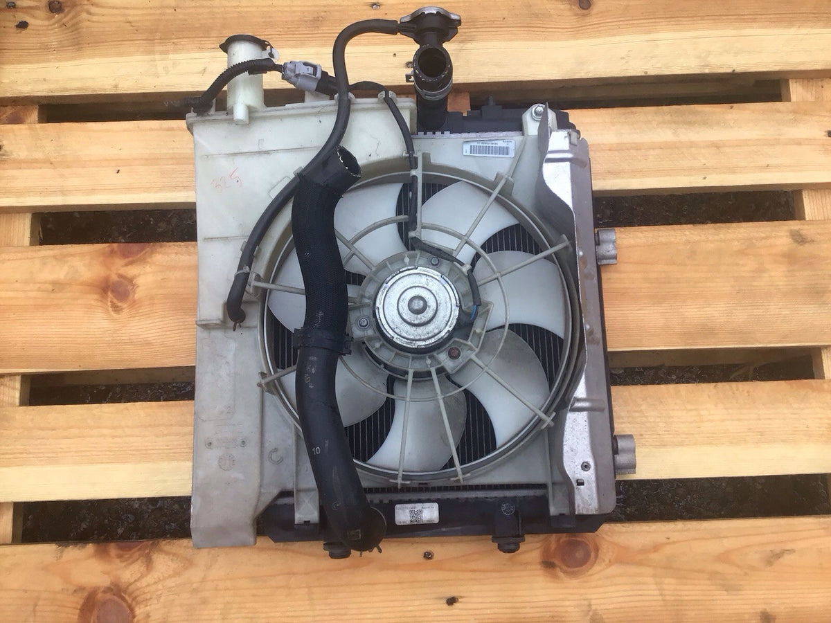 PEUGEOT 107 1.0 PETROL RADIATOR FAN COWLING  16360 0Q020 00 2005 20121