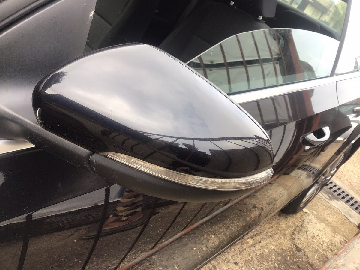 VOLKSWAGEN GOLF MK6 CONVERTIBLE  PASSENGER'S SIDE  MIRROR BLACK LC9X  2009 20122