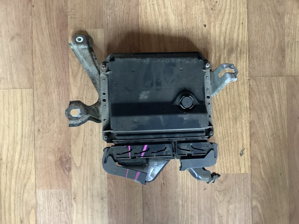 TOYOTA YARIS MK2 1.3 PETROL ECU 89661 0D311 2006 20113
