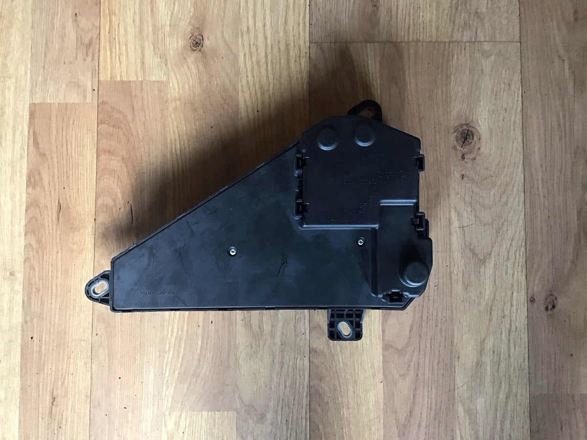 BMW E60 2.5 PETROL FUSE BOX 690659905 2003 20093