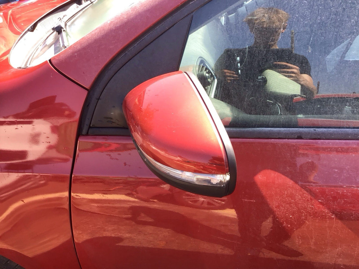VOLKSWAGEN GOLF MK6 PASSENGER'S SIDE MIRROR AMARYLLIS RED CODE LA3S 2009 20122