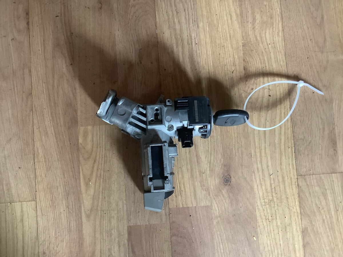 FORD FIESTA MK7 IGNITION BARREL LOCK AND KEY 8V513F880CC 2009 20165