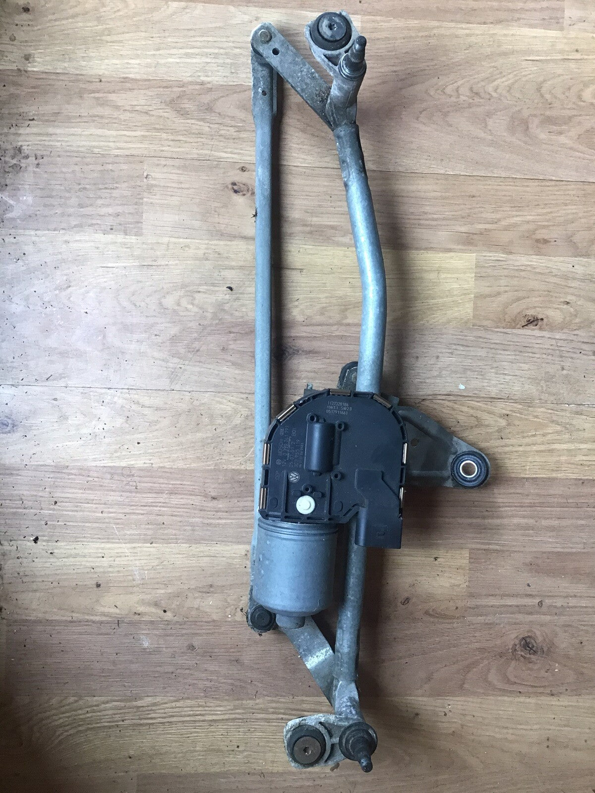 VOLKSWAGEN PASSAT B6 FRONT WIPER MOTOR LINKAGE 3397020755 3C2955023D 2005 20107