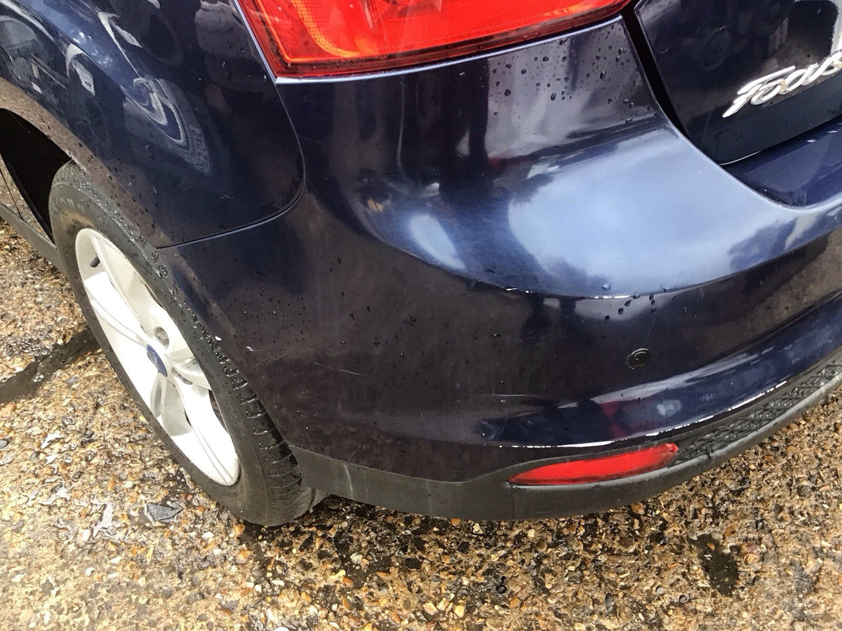 FORD FOCUS MK3 REAR BUMPER INK BLUE METALLIC HATCHBACK 2011 20147