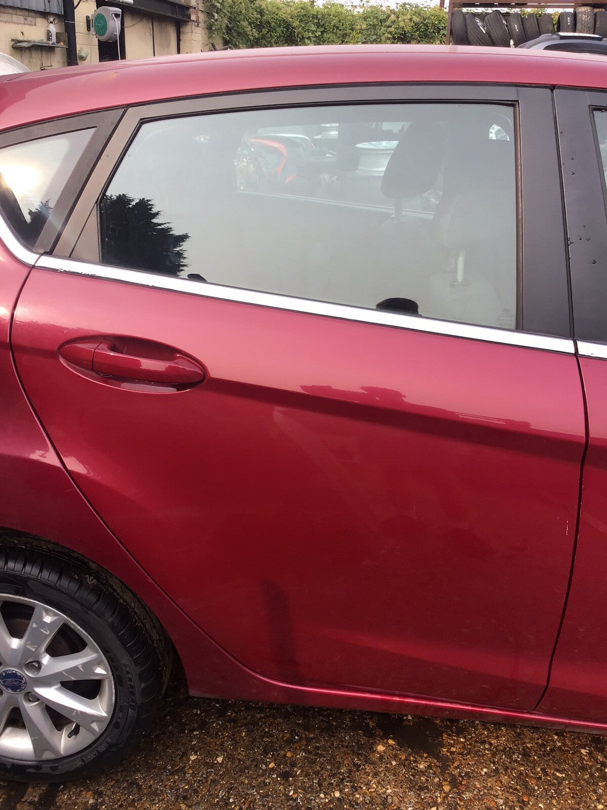 FORD FIESTA MK7 DRIVER'S SIDE O/S REAR DOOR M9 HOT MAGENTA 2008 20177