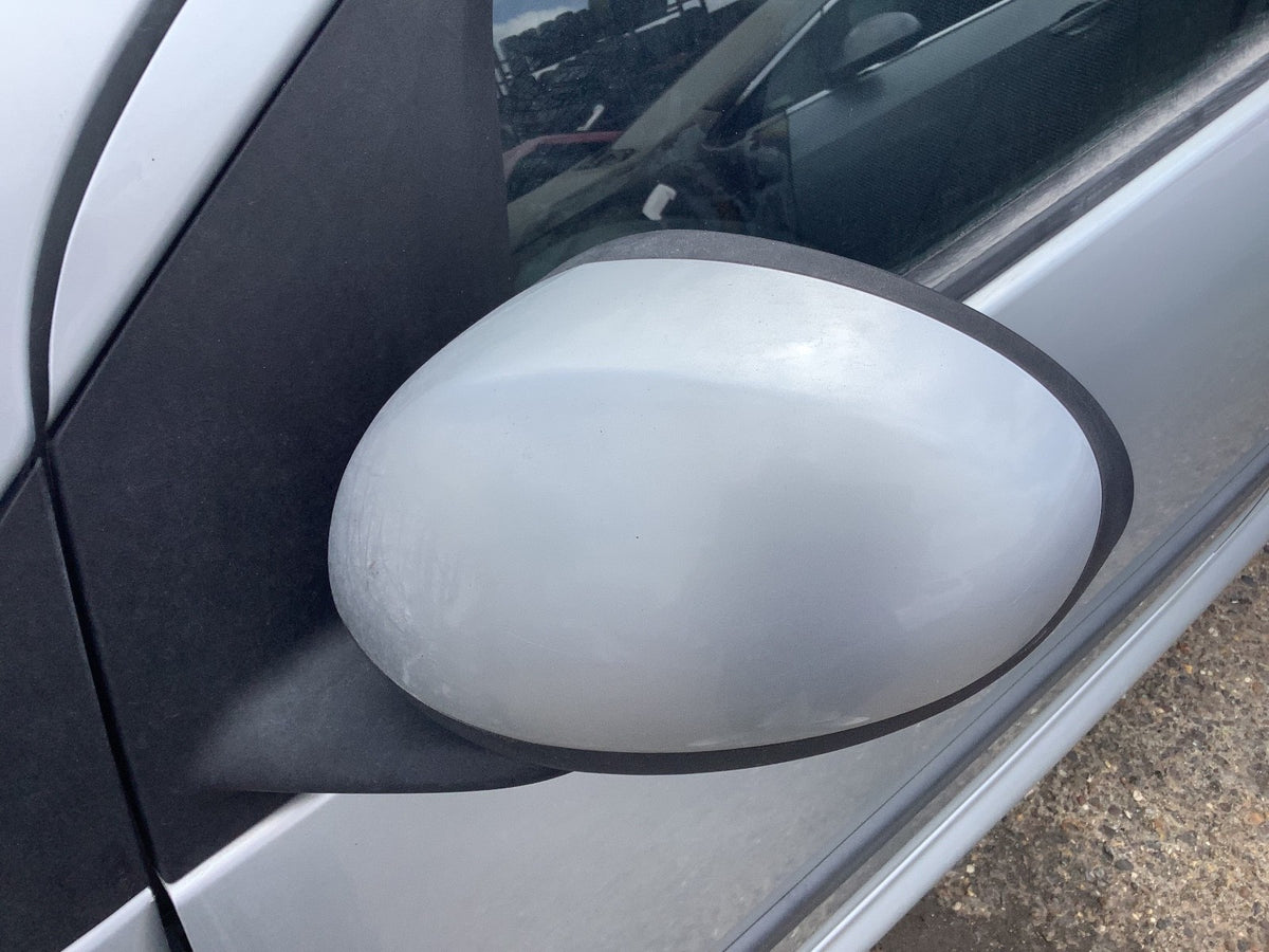 PEUGEOT 107 CITROEN C1 PASSENGER'S SIDE N/S DOOR MIRROR GRIS GALLIUM KTB 05 144
