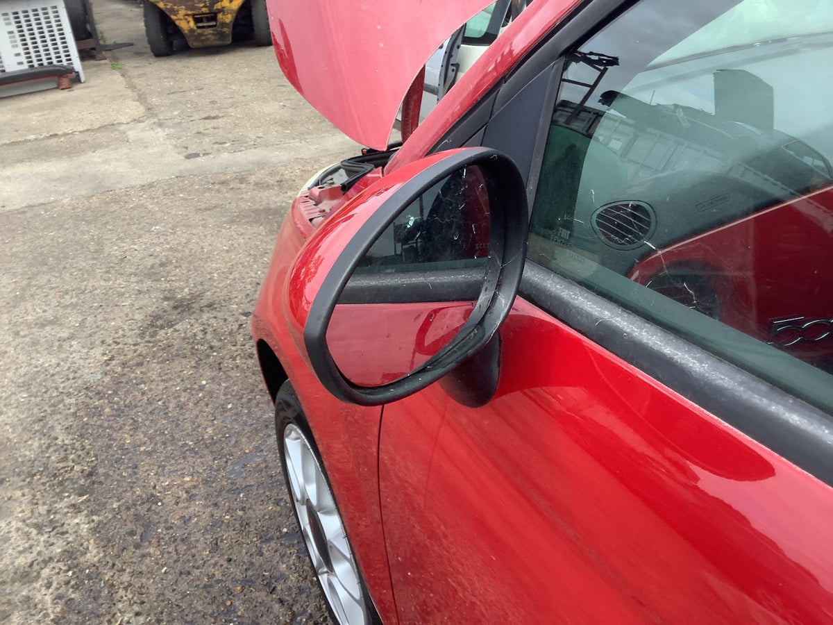 FIAT 500 PASSENGERS SIDE N/S DOOR MIRROR ROSSO RED 111/A 2016 20213