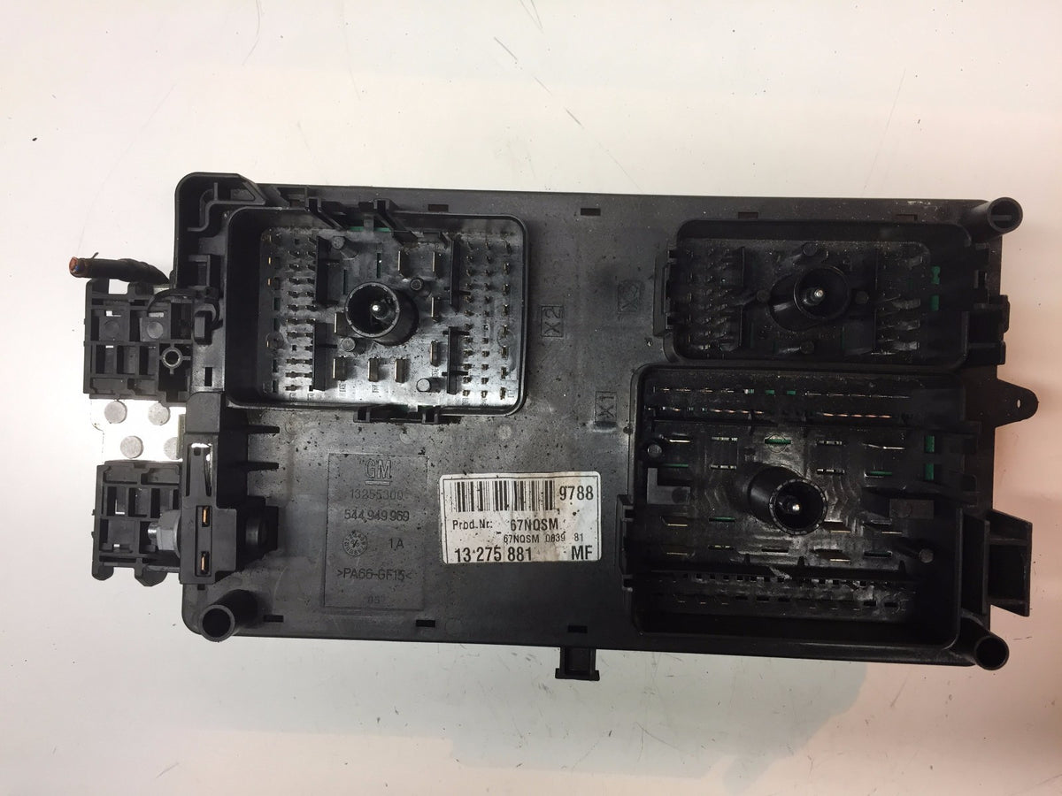 VAUXHALL/OPEL INSIGNIA UNDER BONNET FUSE BOX 2.0 DIESEL GM 13255300 A20DTE0
