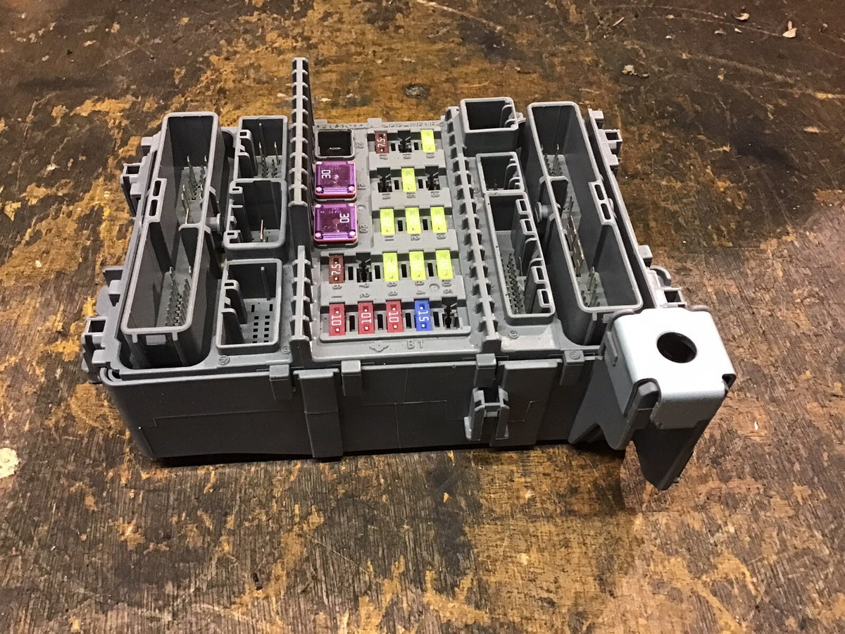 HONDA ACCORD MK8 PETROL FUSE BOX BODY CONTROL TL0 E314 2008 20147