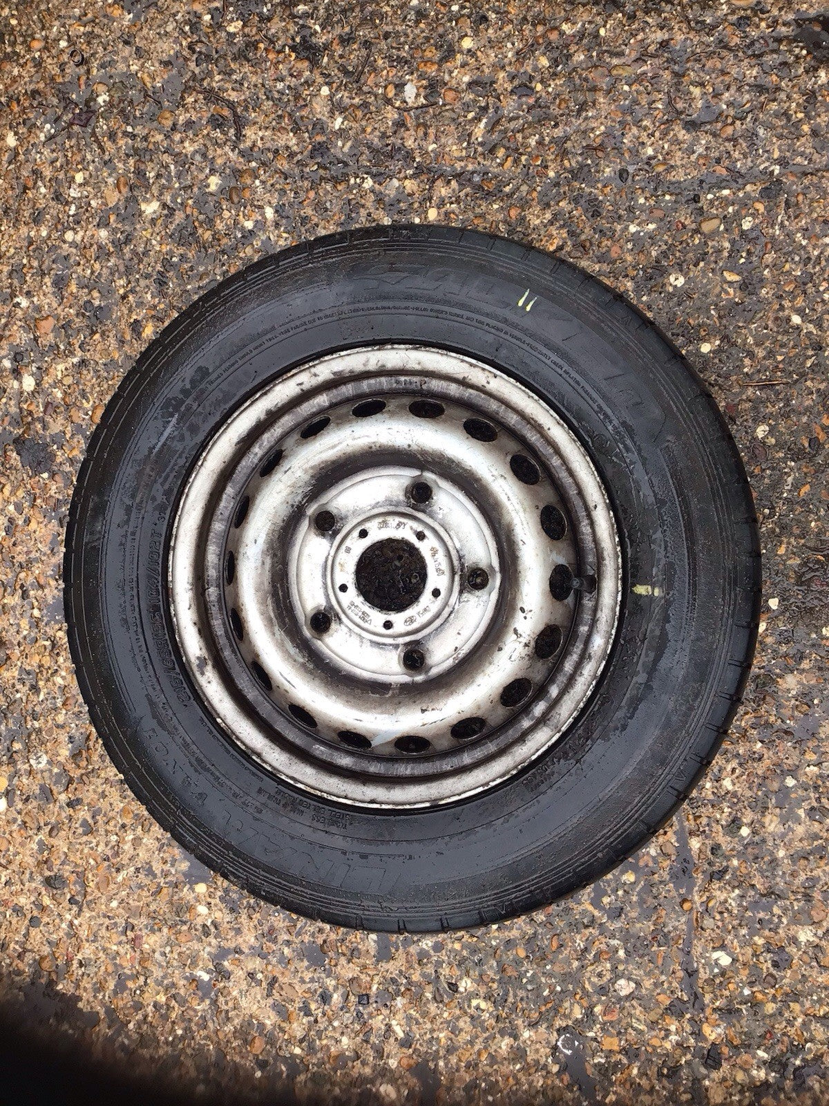 FORD TRANSIT CUSTOM 15" STEEL WHEEL WITH TYRE 215/65R15C BK21 1007 AA0