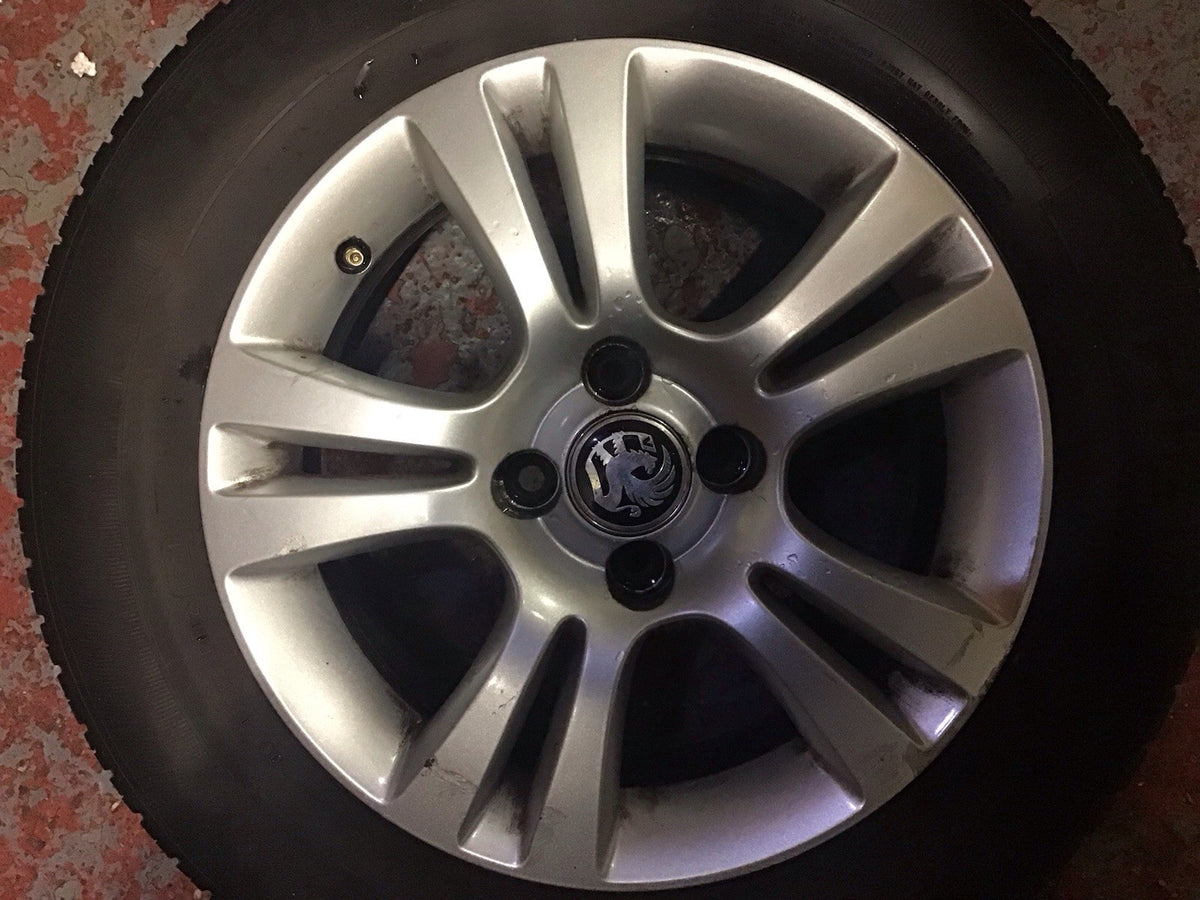 VAUXHALL CORSA D ALLOY WHEEL 15'' ET39 T093 AND TYRE 185X65X15 2006 20146