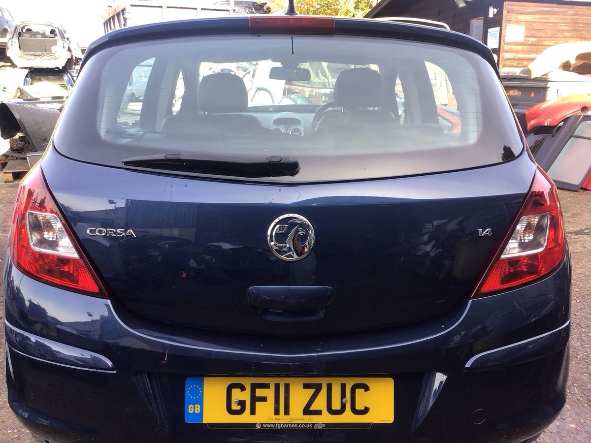 VAUXHALL CORSA TAILGATE WATERWORLD BLUE PAINT CODE Z22A  5 DOOR  2006 20140