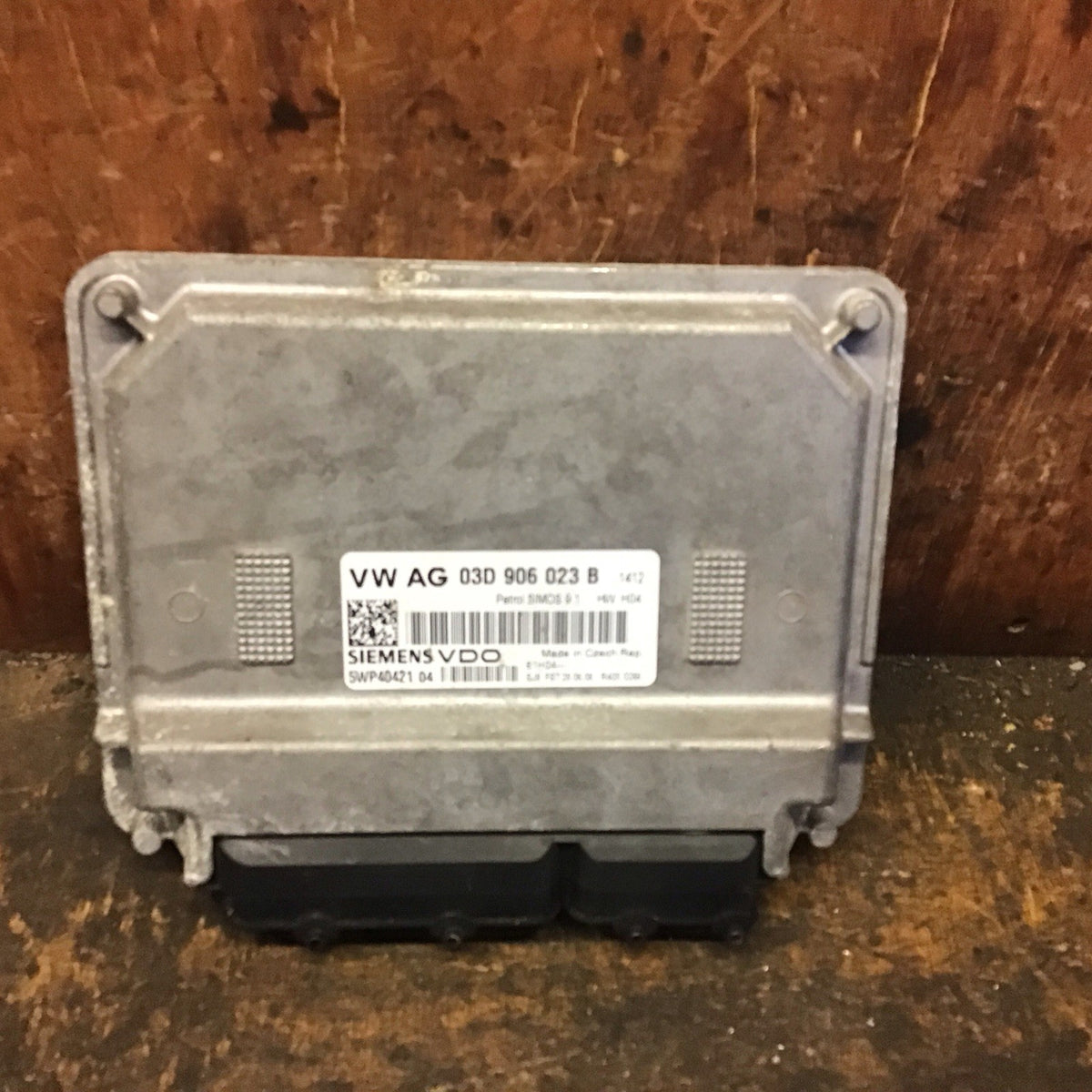 VOLKSWAGEN POLO MK4 PETROL ENGINE CONTROL UNIT ECU 03D906023B 2002 20070
