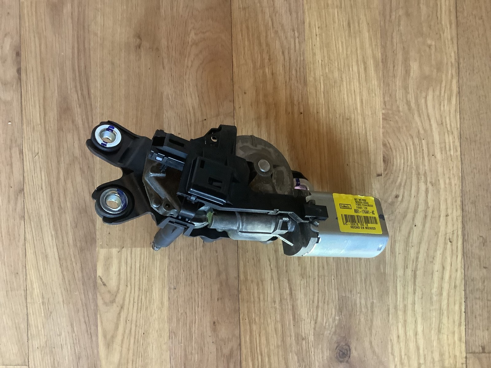 FORD C MAX REAR WIPER MOTOR AV61 17K441 AC 2010 20150