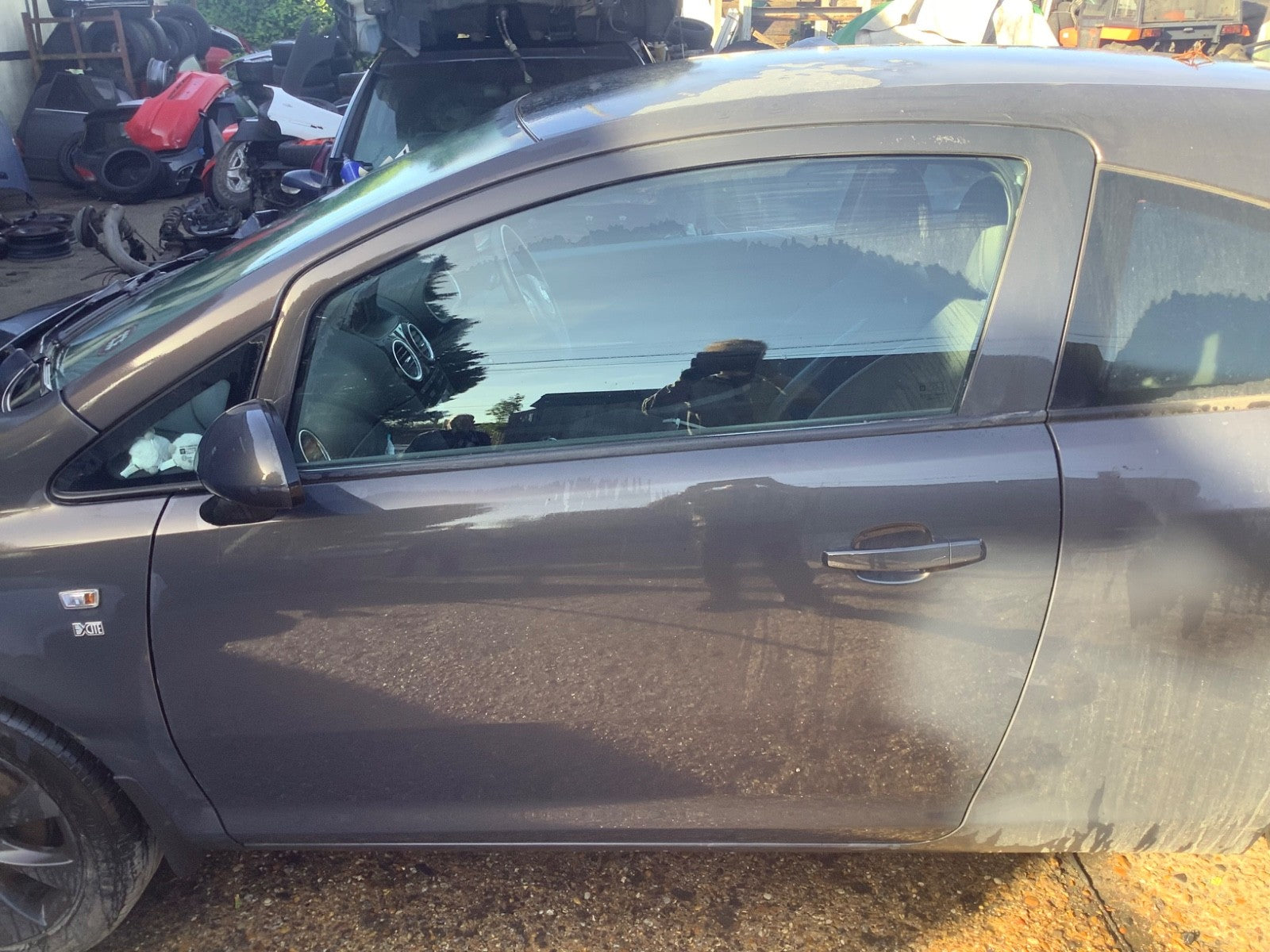 VAUXHALL CORSA D PASSENGERS SIDE N/S FRONT DOOR PHAMTOM GREY Z190 3 DOOR 06-20140