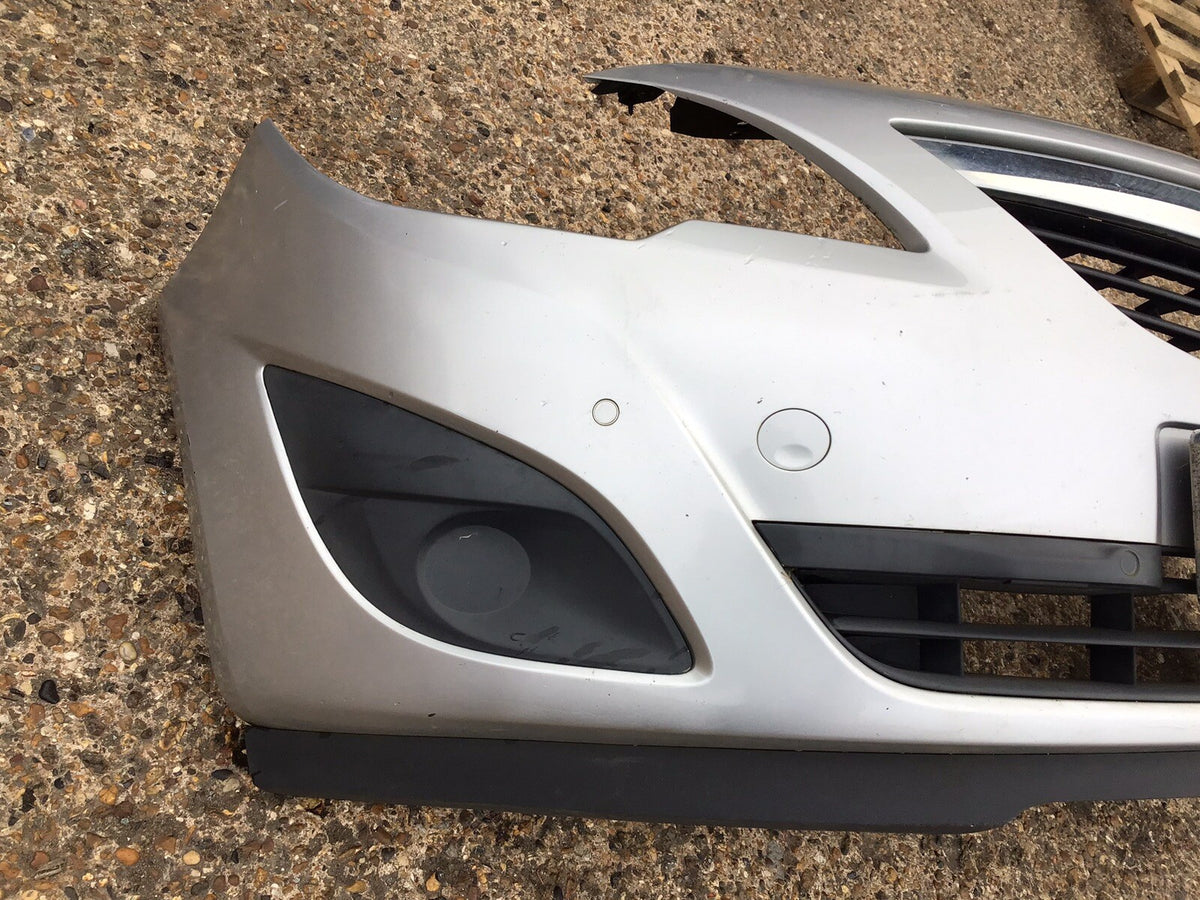 VAUXHALL MERIVA B FRONT BUMPER IN SILVER PAINT CODE Z157 2AU 2010 20179